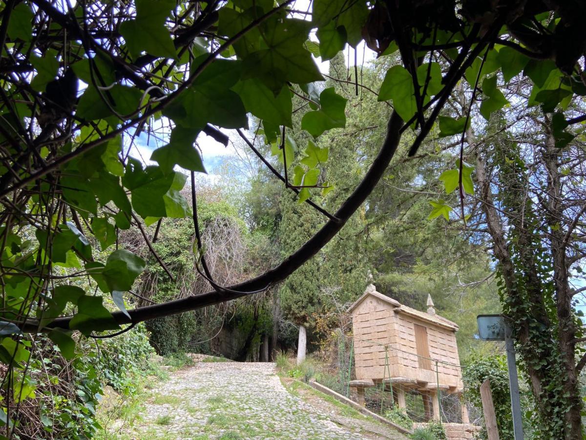 Hostal Rural De Cuadros Bedmar y Garciez エクステリア 写真